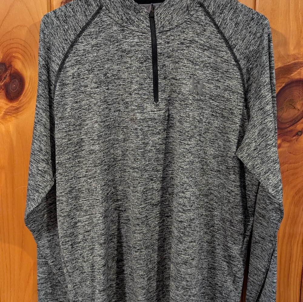 Under Armour Heat Gear Loose Fit 1/4 Quarter Zip Pullover Shirt Grey & Black